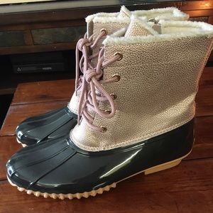 Sporto Bella Waterproof Lace-Up Duck Boot Zipper